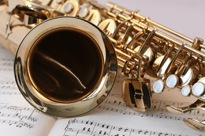 saxophone on a score